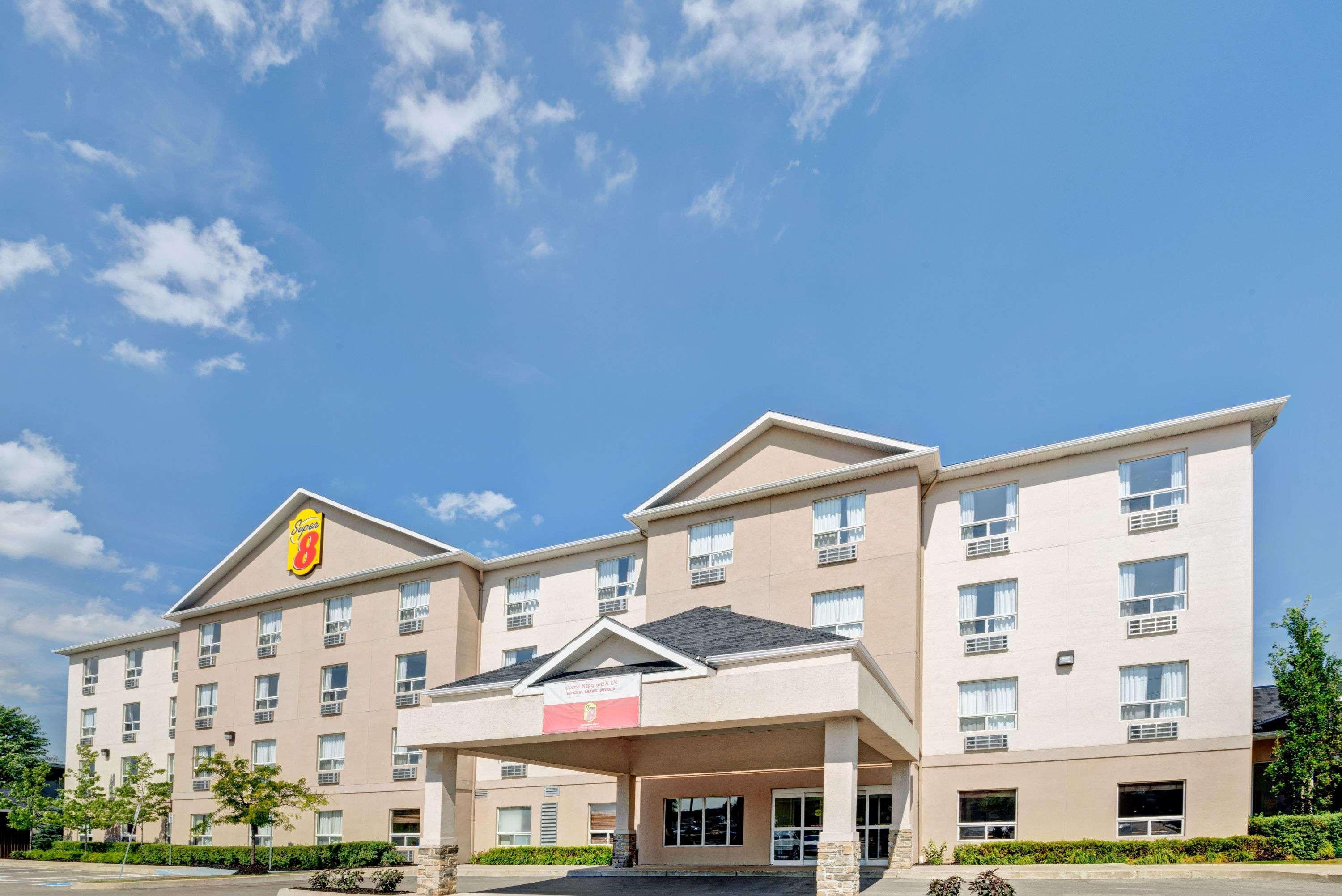 Super 8 By Wyndham Barrie South Hotel Ngoại thất bức ảnh
